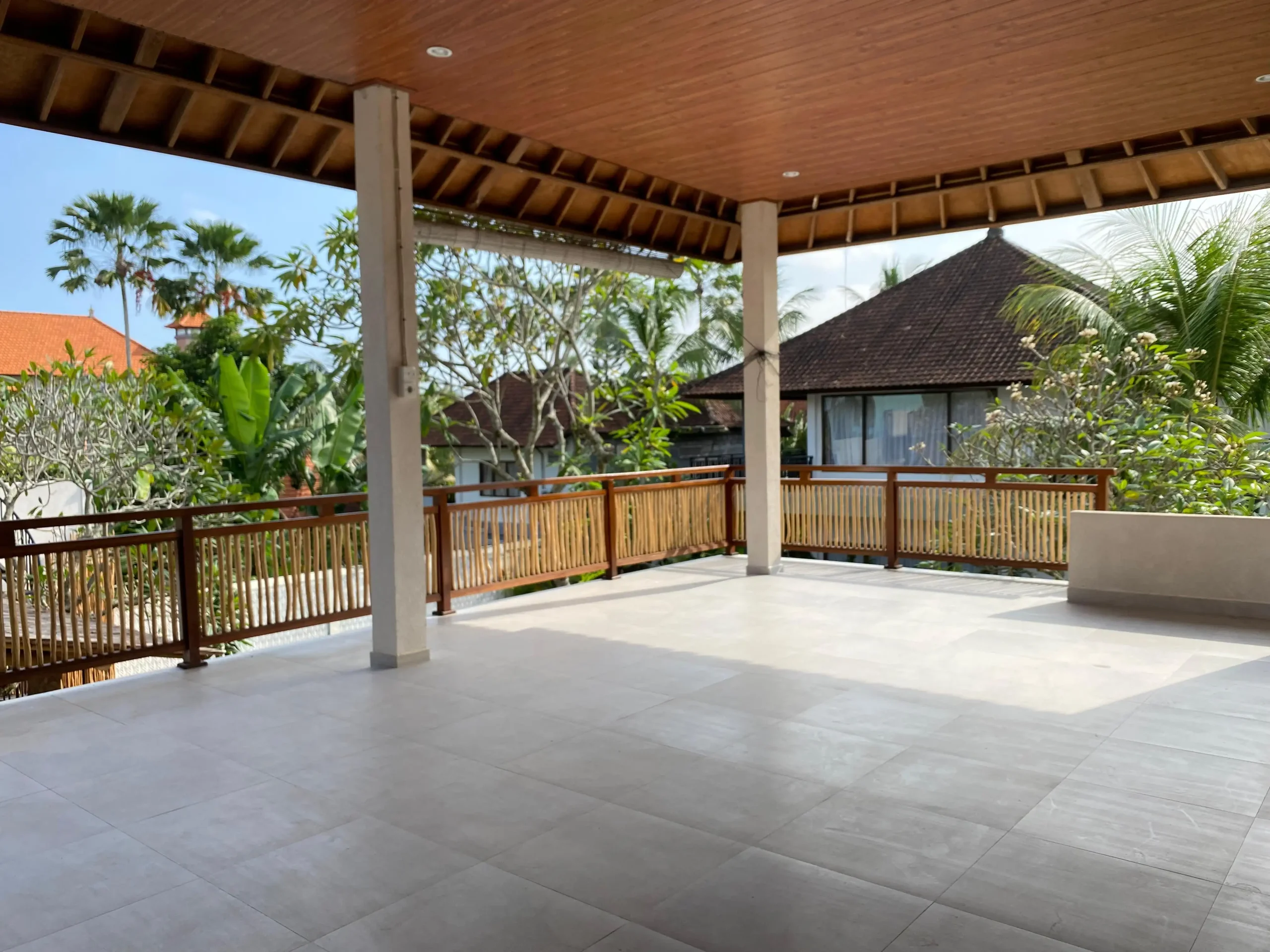 Yoga and dance sala (3)